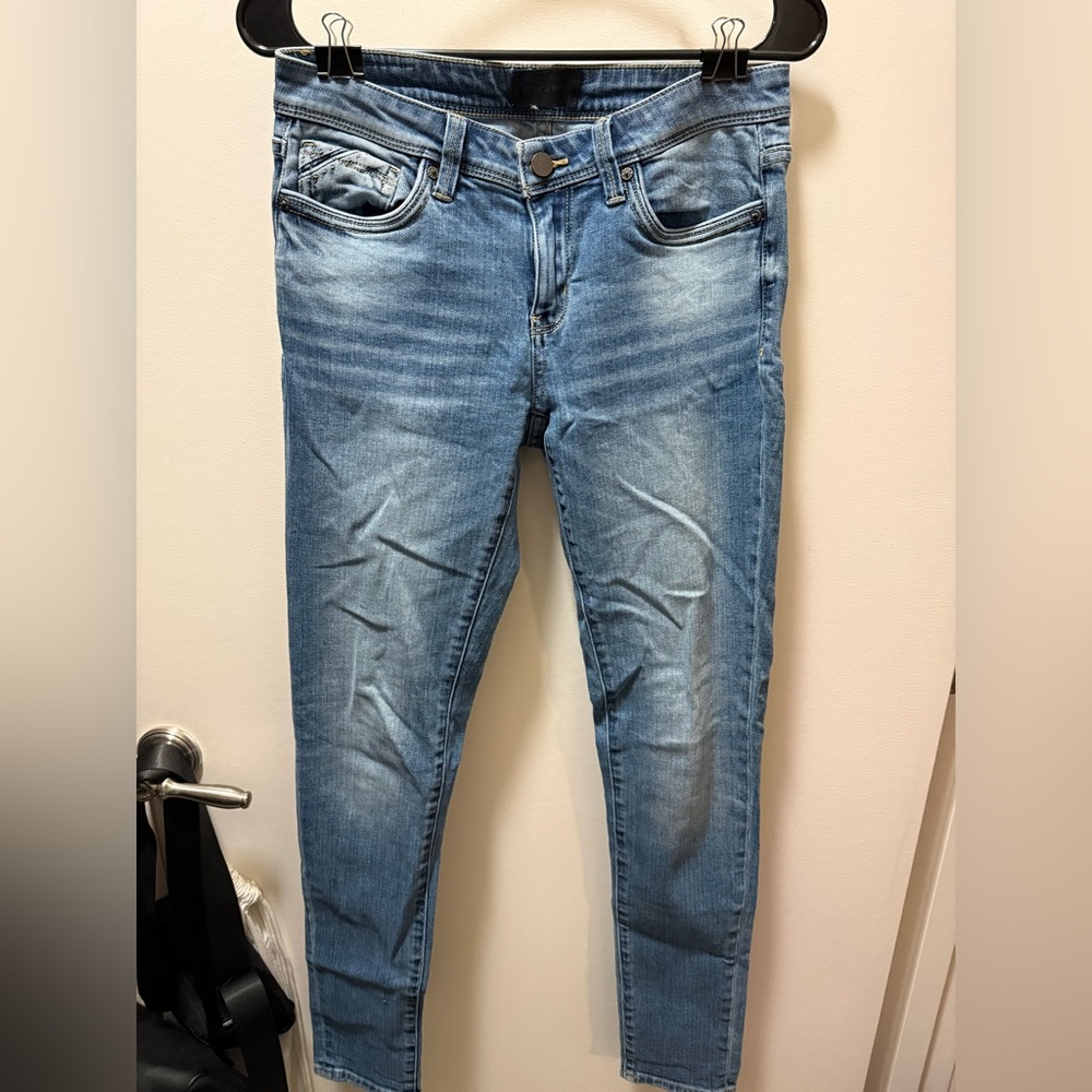 Buckle Light Blue Women's Skinny Jeans